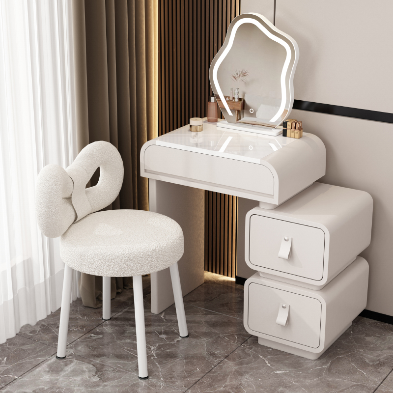 Dressing Table Vanity With Lighted Mirror - طاولة زينة خشبية حديثة قابلة للتمديد